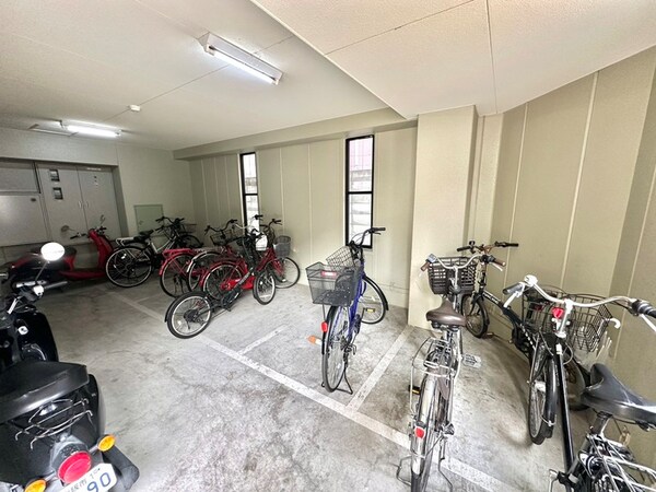 駐輪場
