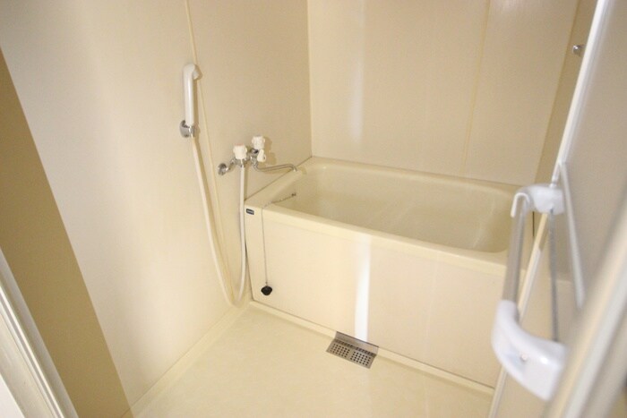 物件内観写真9　(バス／シャワールーム等)
