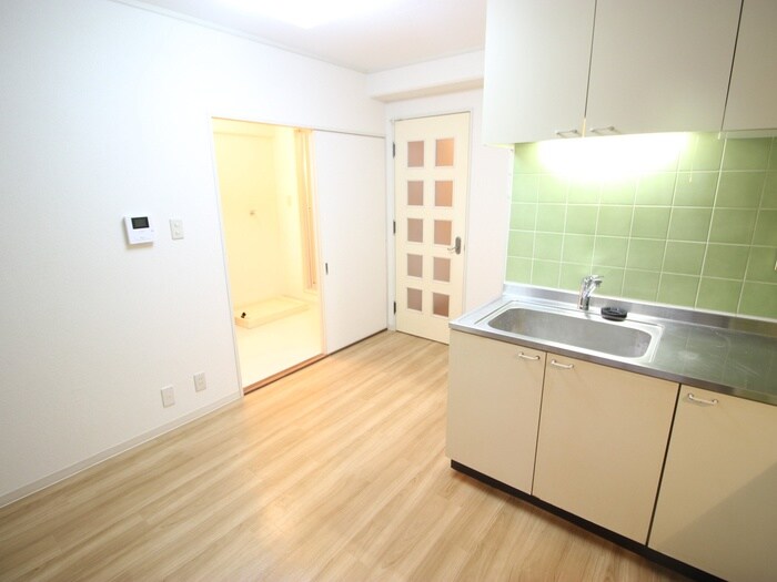 物件内観写真11　(キッチン)