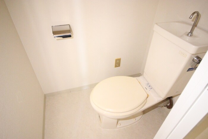 物件内観写真12　(トイレ)