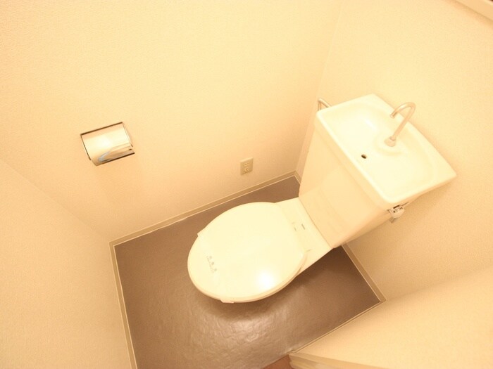 物件内観写真16　(トイレ)