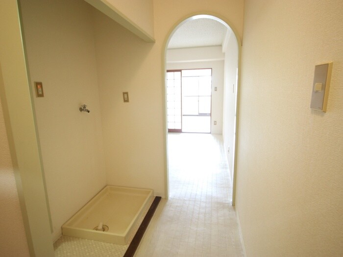 物件内観写真22　(廊下)