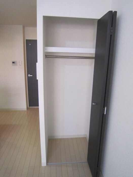 物件内観写真18　(収納)