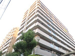 イト－ピア枚岡公園(701)外観写真