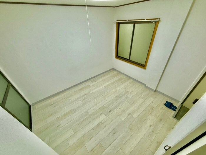 物件内観写真8　(居室)