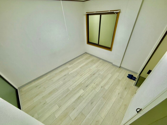 物件内観写真10　(居室)