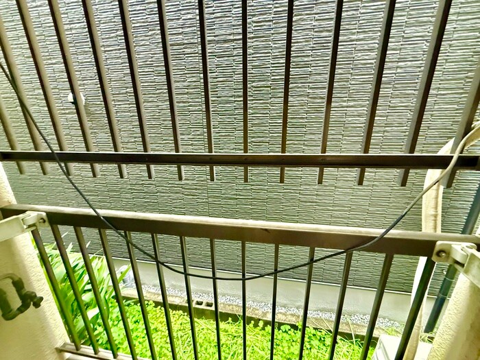 物件内観写真16　(室内からの展望)