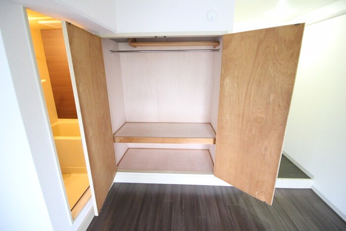 物件内観写真11　(収納)