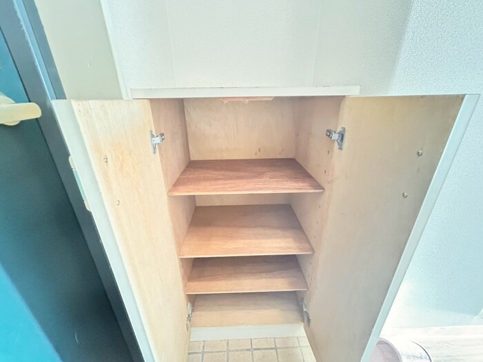 物件内観写真17　(靴箱)