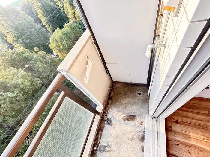 物件内観写真18　(洗濯機置場)