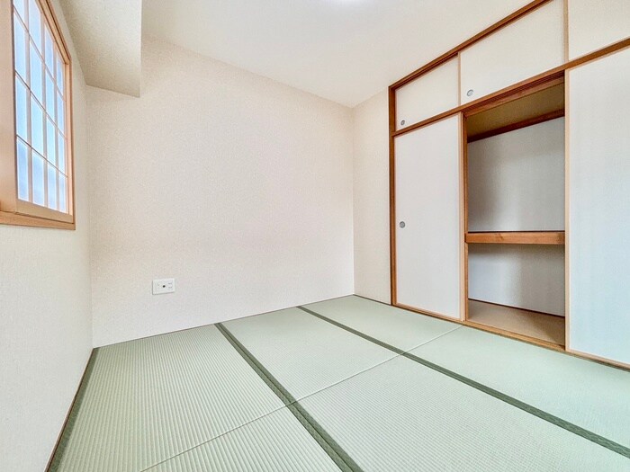 物件内観写真12　(居室)