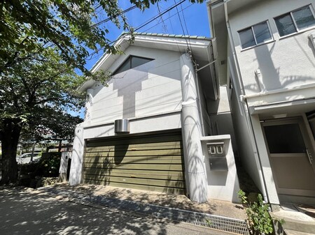 池田市旭丘２丁目貸家外観写真