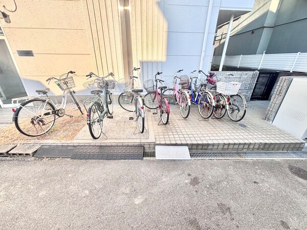 駐輪場