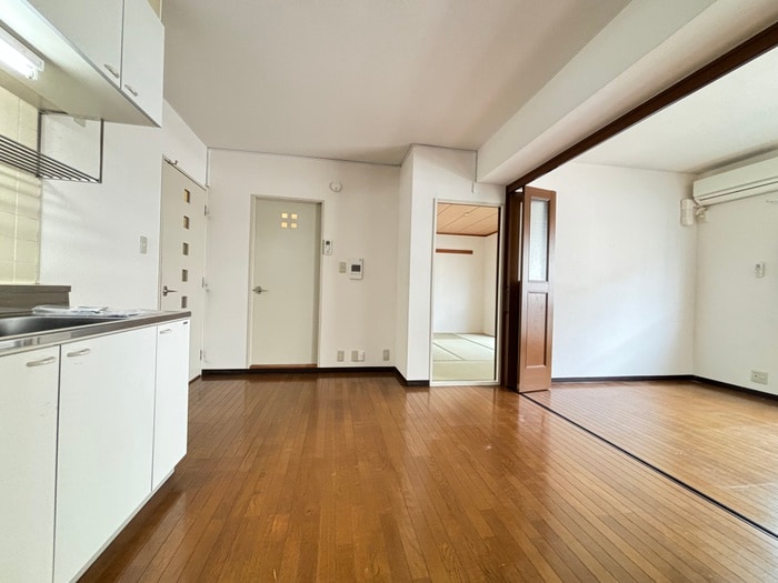 物件内観写真7　(居室)