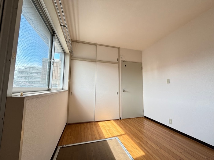 物件内観写真9　(居室)