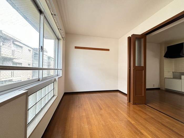 物件内観写真18　(居室)