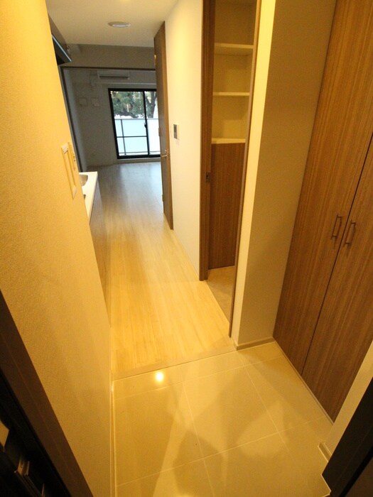 物件内観写真7　(廊下)