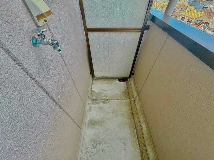 物件内観写真20　(洗濯機置場)