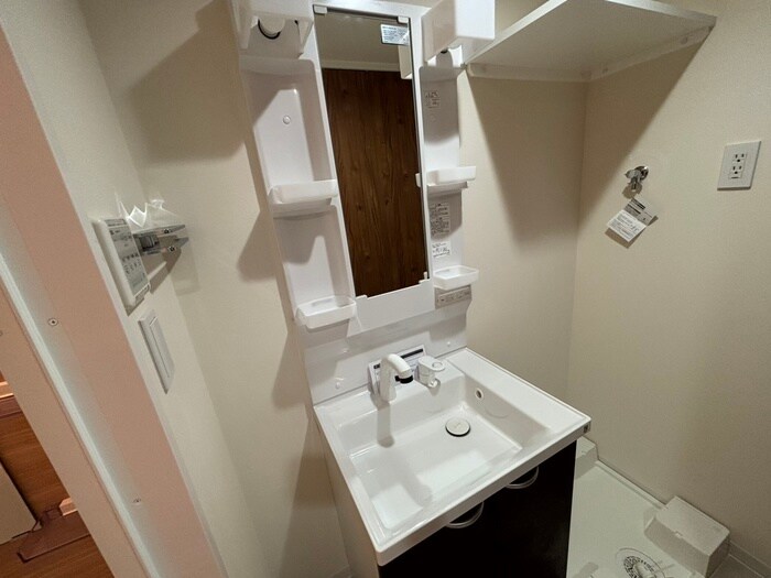 物件内観写真7　(洗面)