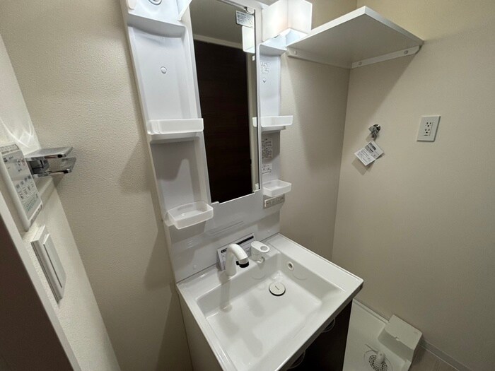 物件内観写真7　(洗面)