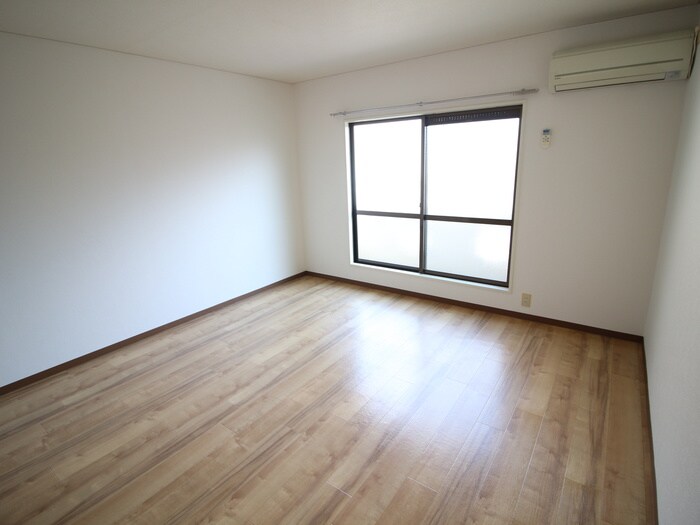 物件内観写真19　(居室)