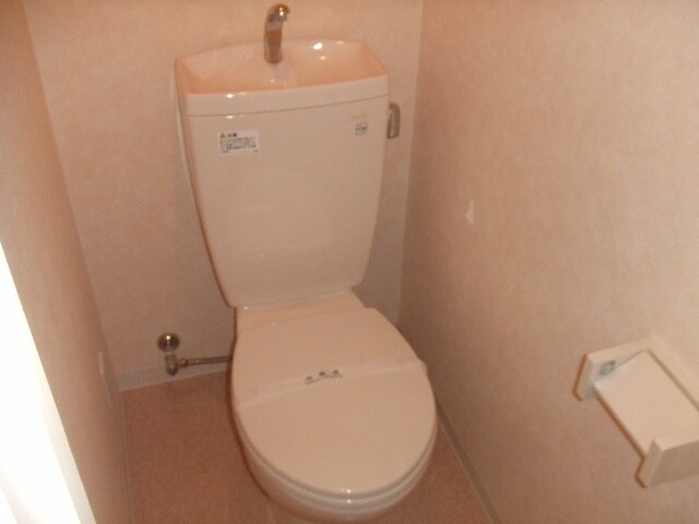 物件内観写真12　(トイレ)