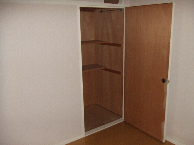 物件内観写真14　(収納)