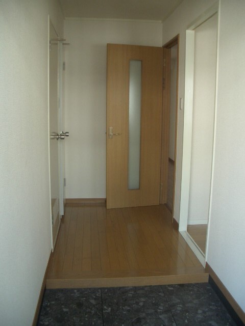 物件内観写真15　(廊下)