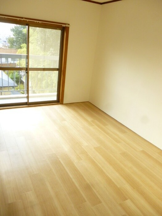 物件内観写真10　(居室)