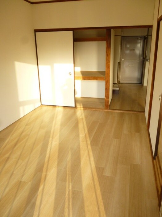 物件内観写真11　(収納)