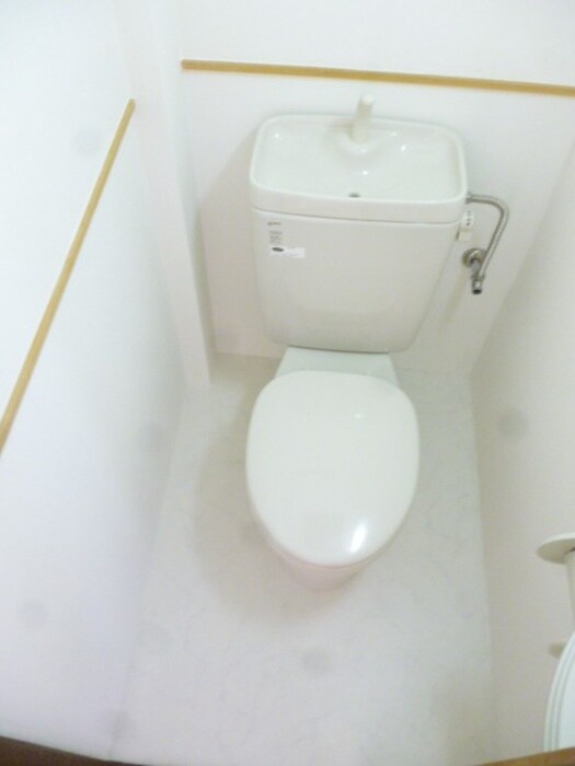 物件内観写真15　(トイレ)