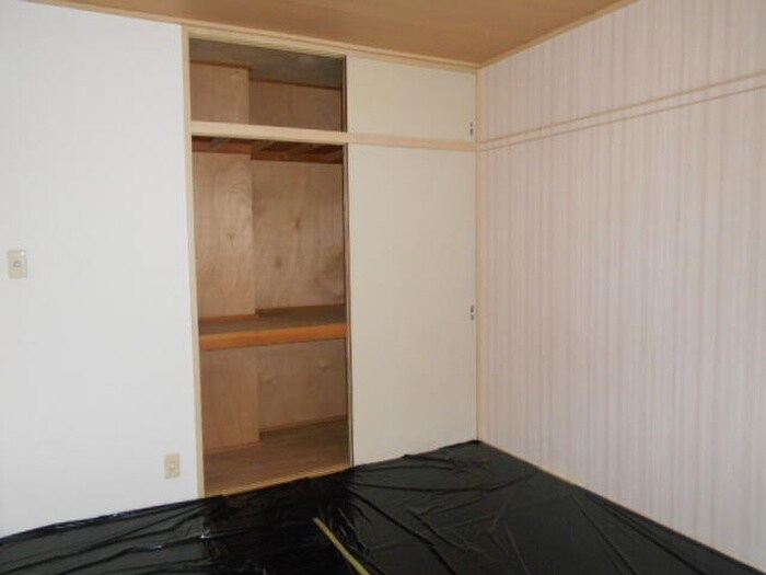 物件内観写真10　(収納)