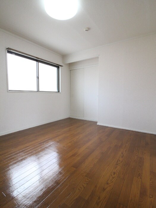 物件内観写真9　(居室)