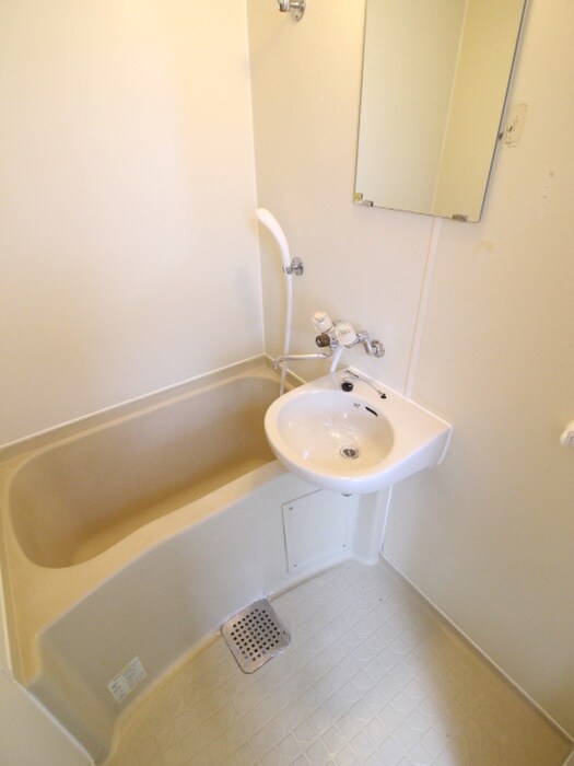 物件内観写真13　(バス／シャワールーム等)