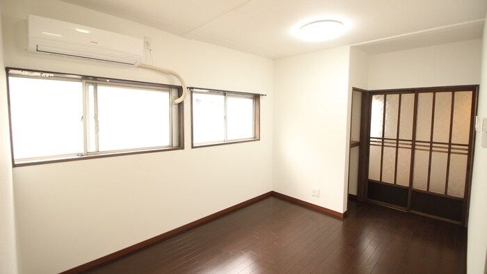 物件内観写真5　(居室)