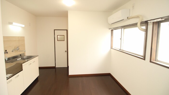 物件内観写真13　(居室)