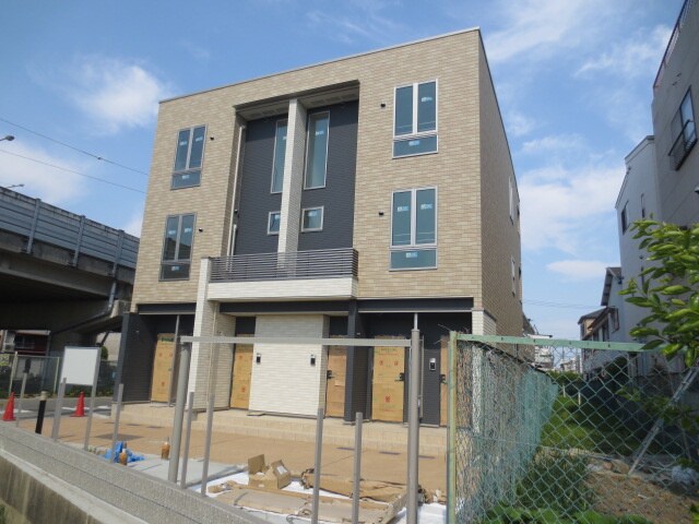 物件外観写真1　(外観写真)