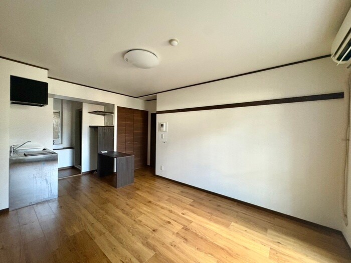 物件内観写真9　(居室)