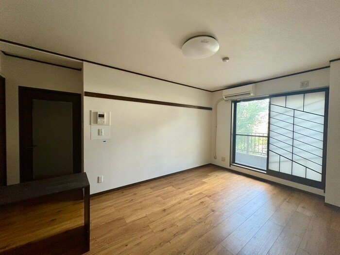 物件内観写真10　(居室)