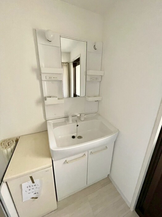 物件内観写真12　(洗面)