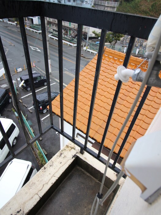 物件内観写真13　(洗濯機置場)