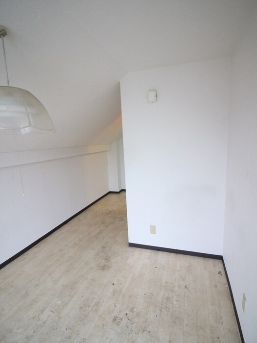 物件内観写真16　(居室)