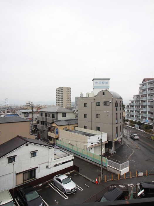 物件内観写真20　(室内からの展望)