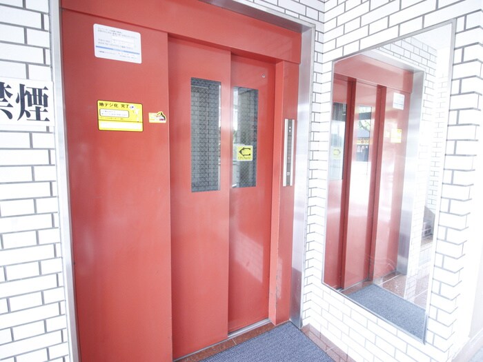 物件外観写真4　(建物設備)