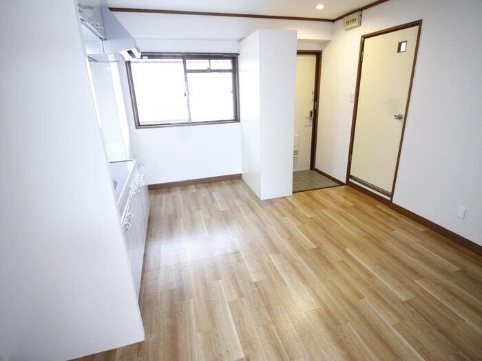 物件内観写真17　(居室)