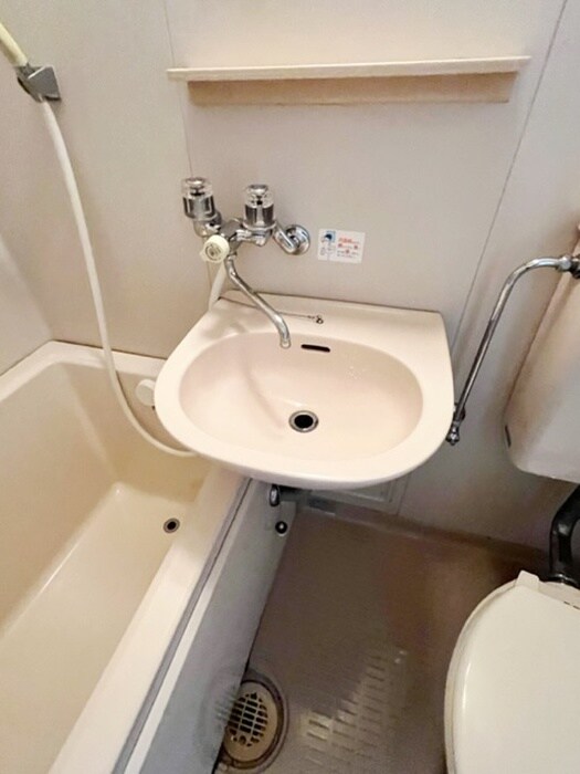 物件内観写真13　(洗面)