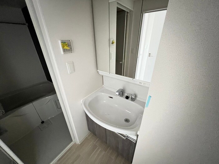 物件内観写真12　(洗面)