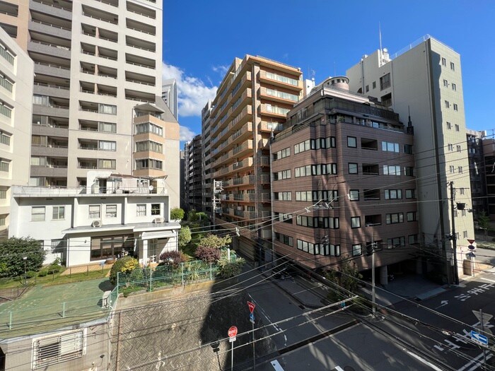 物件内観写真22　(室内からの展望)