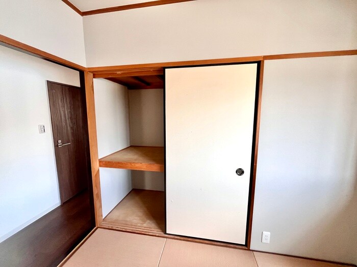 物件内観写真18　(収納)