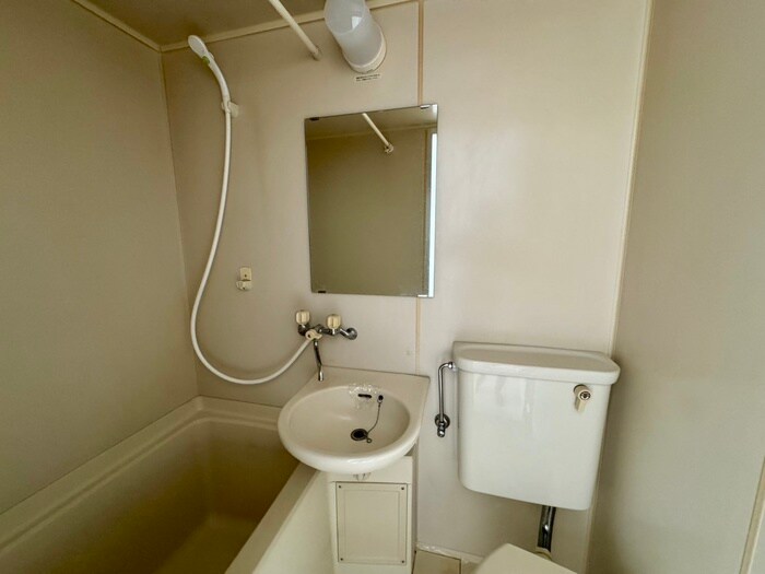 物件内観写真13　(洗面)